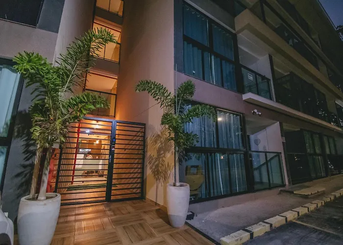 Alojamentos: Maraca Beach